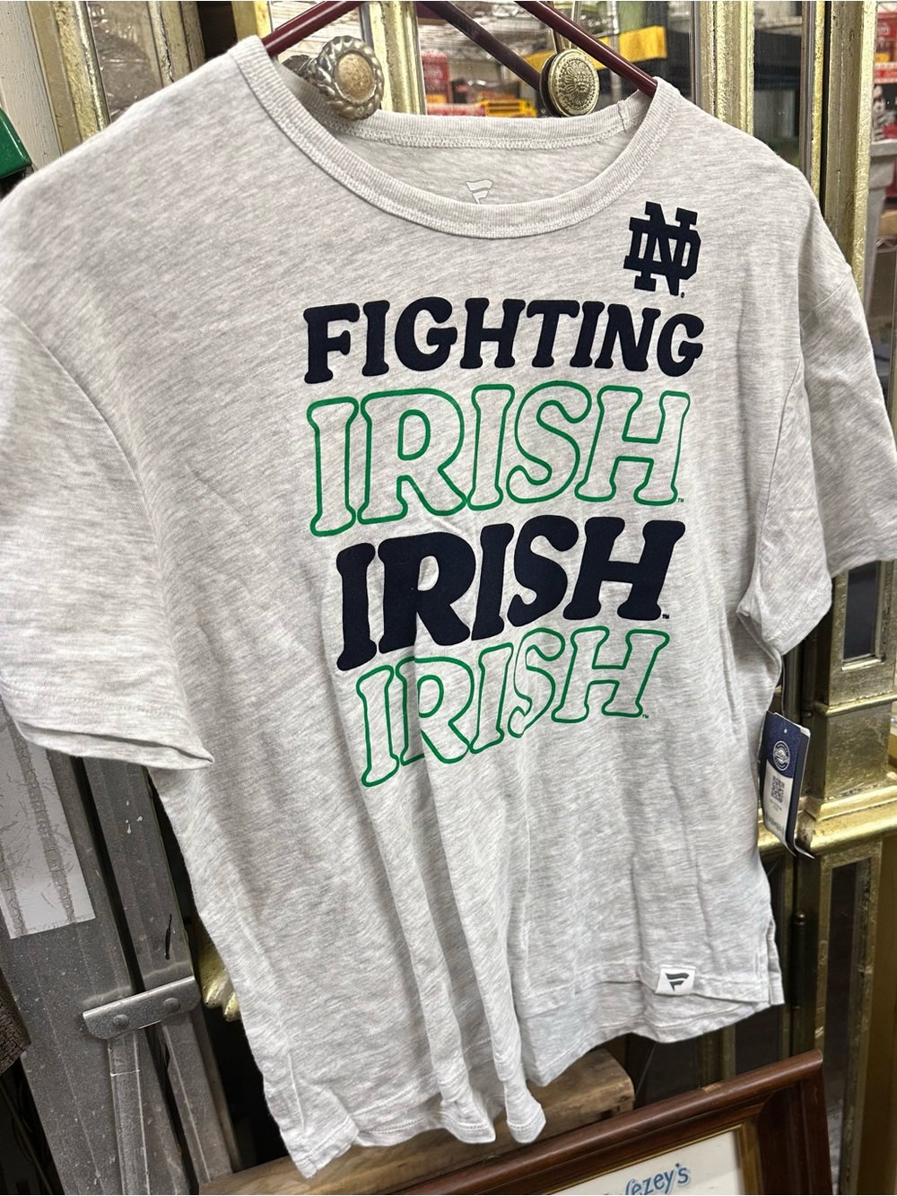 Women’s Light Gray 'Fighting Irish' Graphic Crew Tee size M